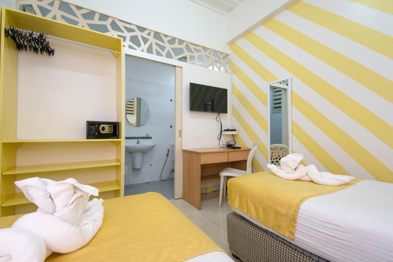 Alicia Tower Residences (Adults Only) Cebu Exterior photo