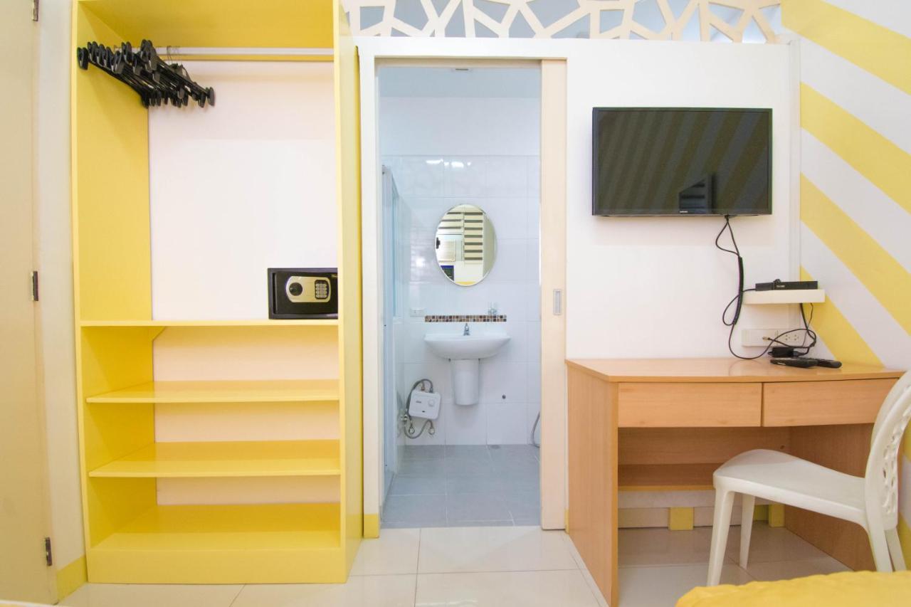 Alicia Tower Residences (Adults Only) Cebu Exterior photo