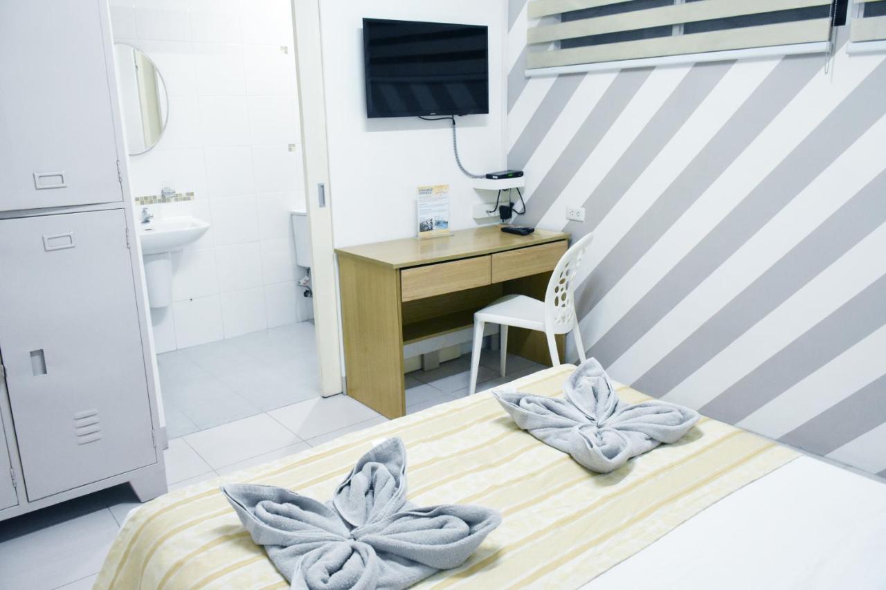 Alicia Tower Residences (Adults Only) Cebu Exterior photo
