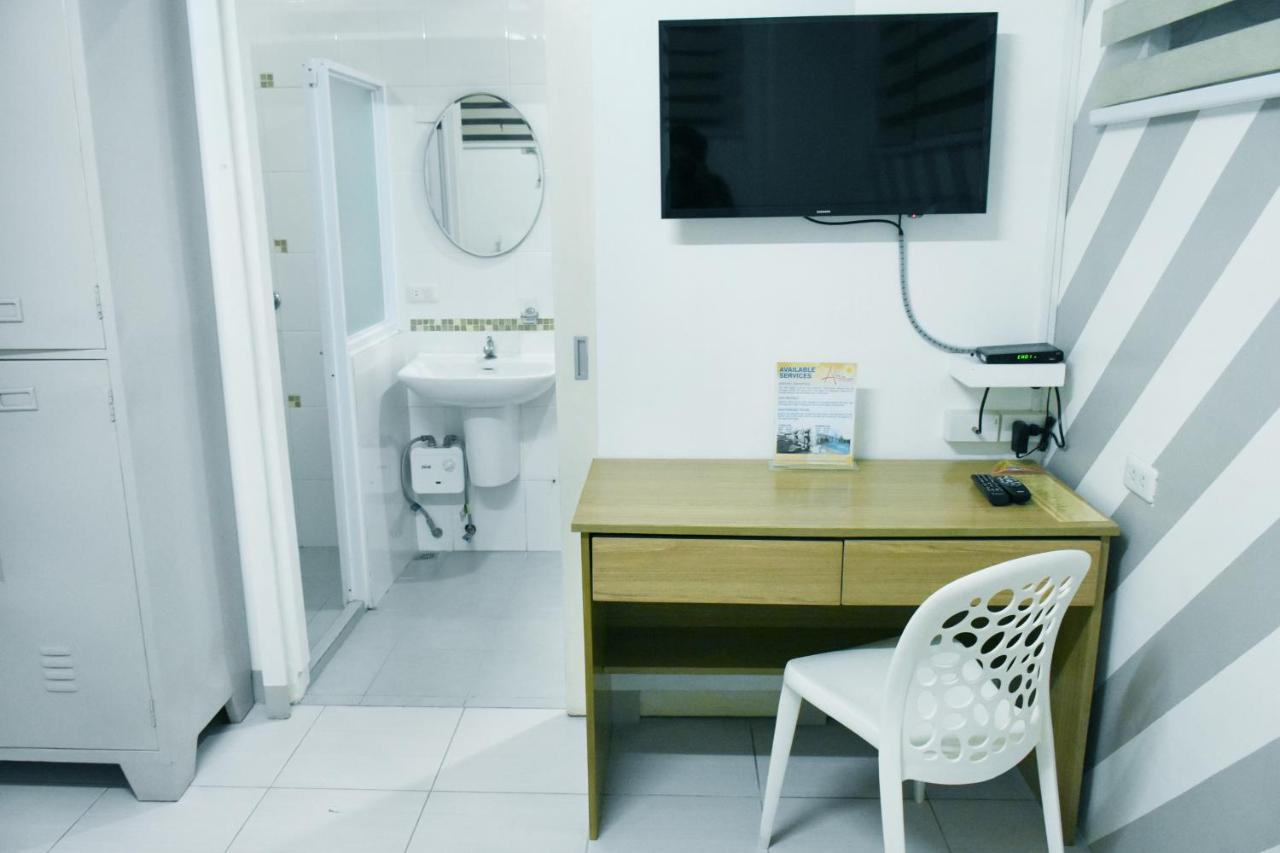 Alicia Tower Residences (Adults Only) Cebu Exterior photo