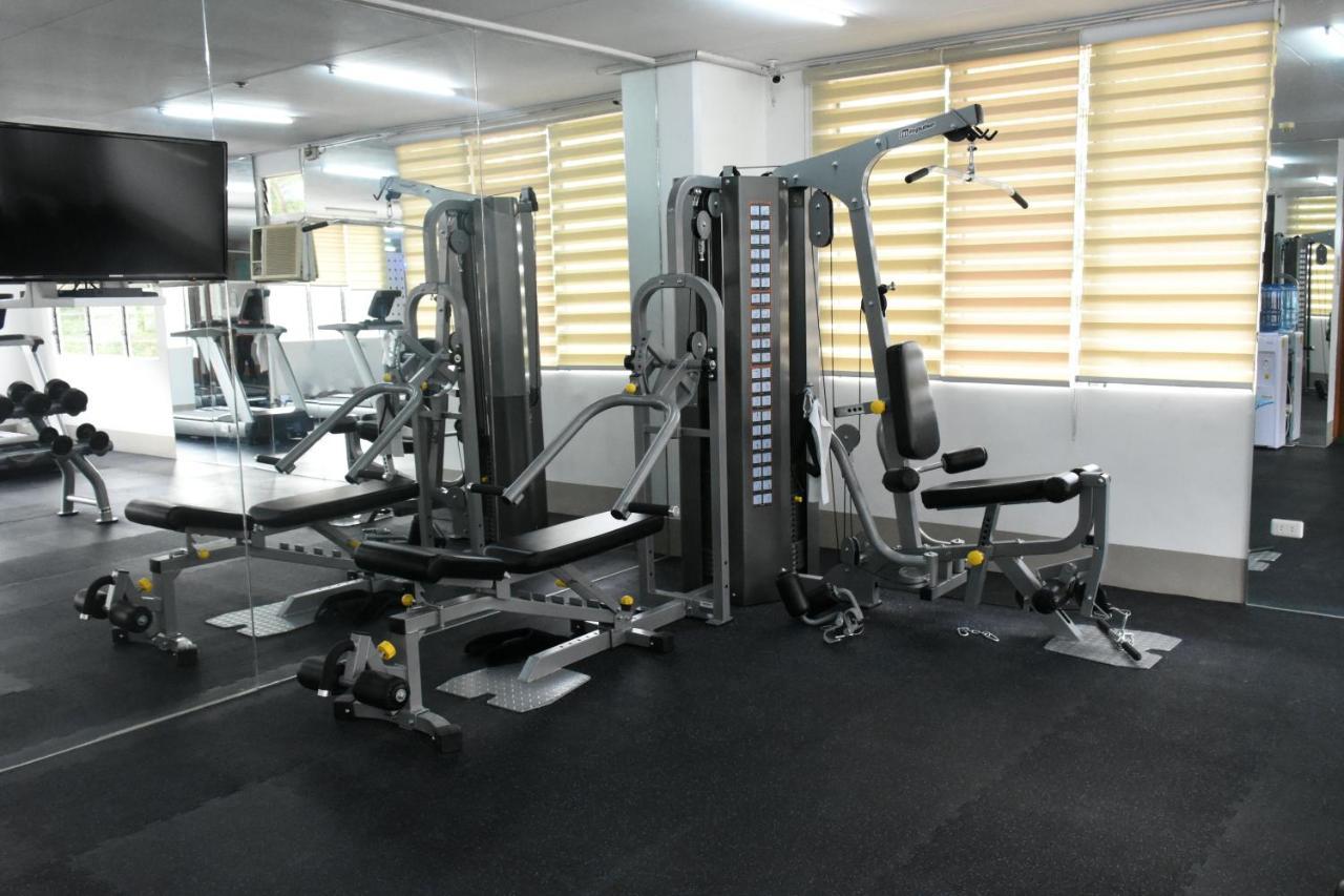 Alicia Tower Residences (Adults Only) Cebu Exterior photo
