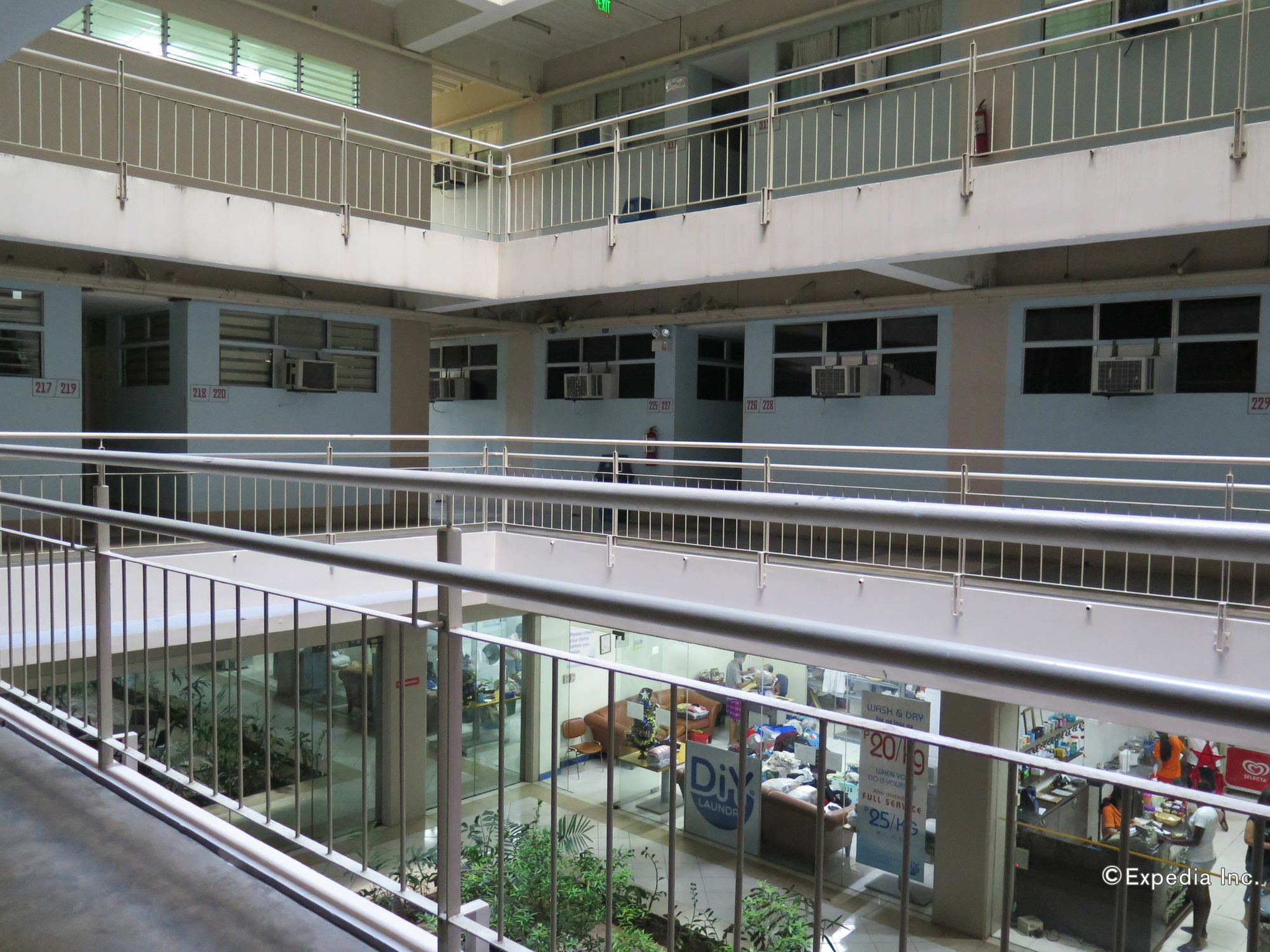 Alicia Tower Residences (Adults Only) Cebu Exterior photo